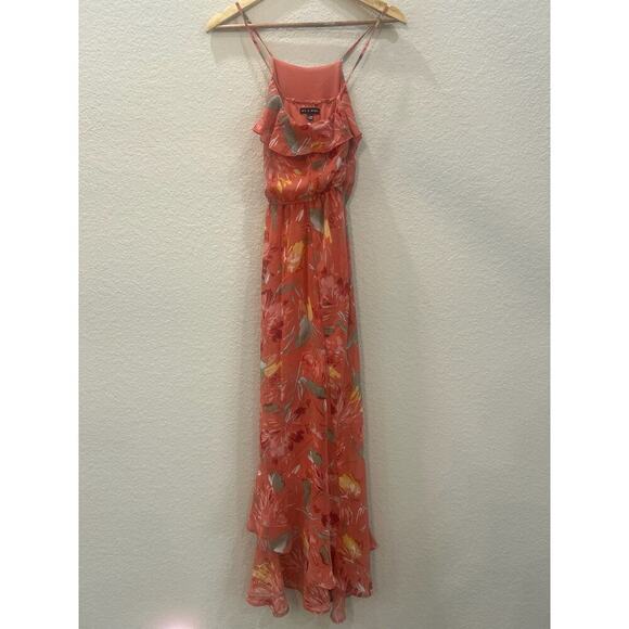 As U Wish Tiered Dress Size Medium - Pink Floral - Picture 2 of 8